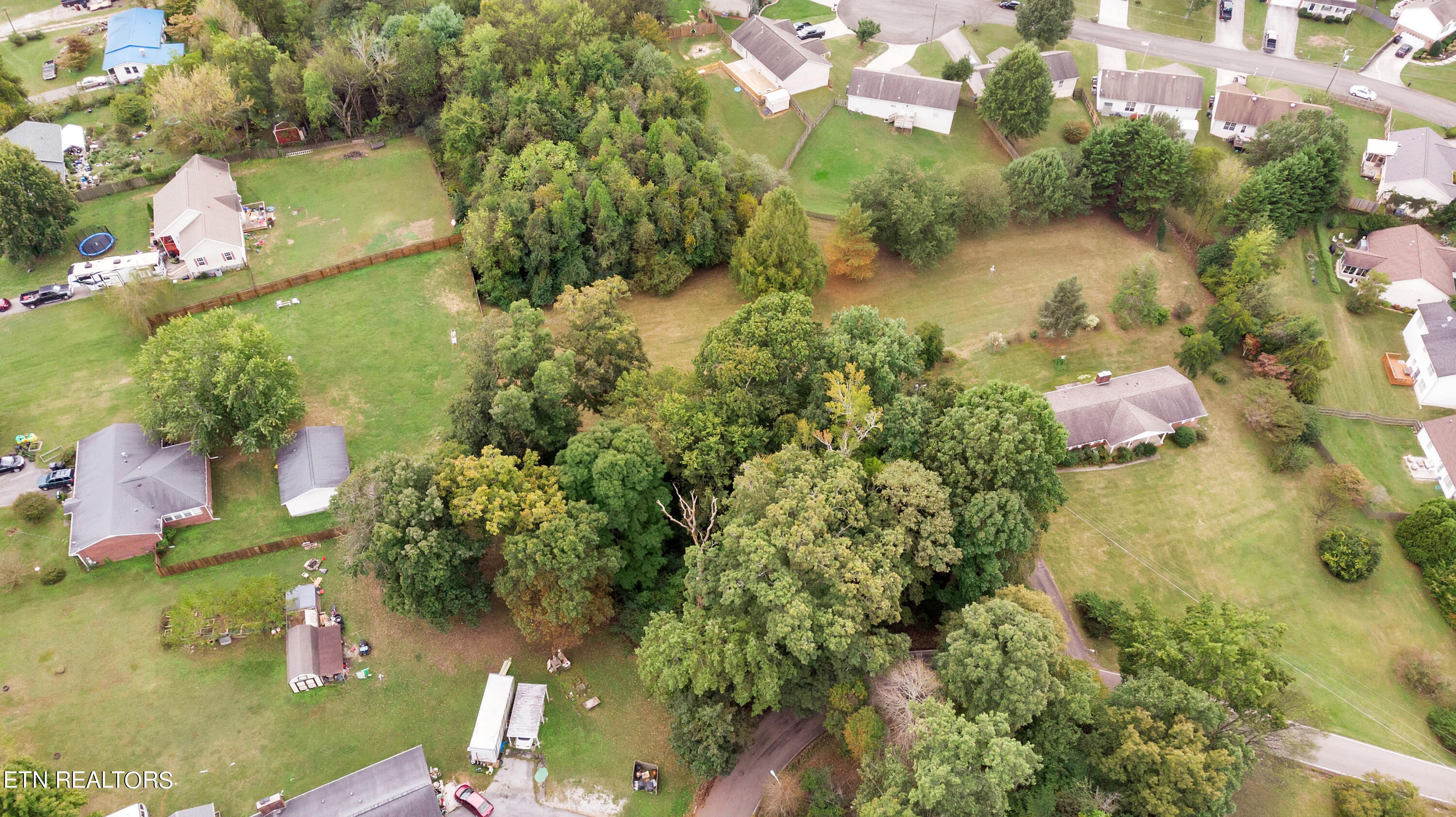 2077 Cecil Johnson Road Knoxville, TN 37921 - Photo 3 of 13 DJI_0311
