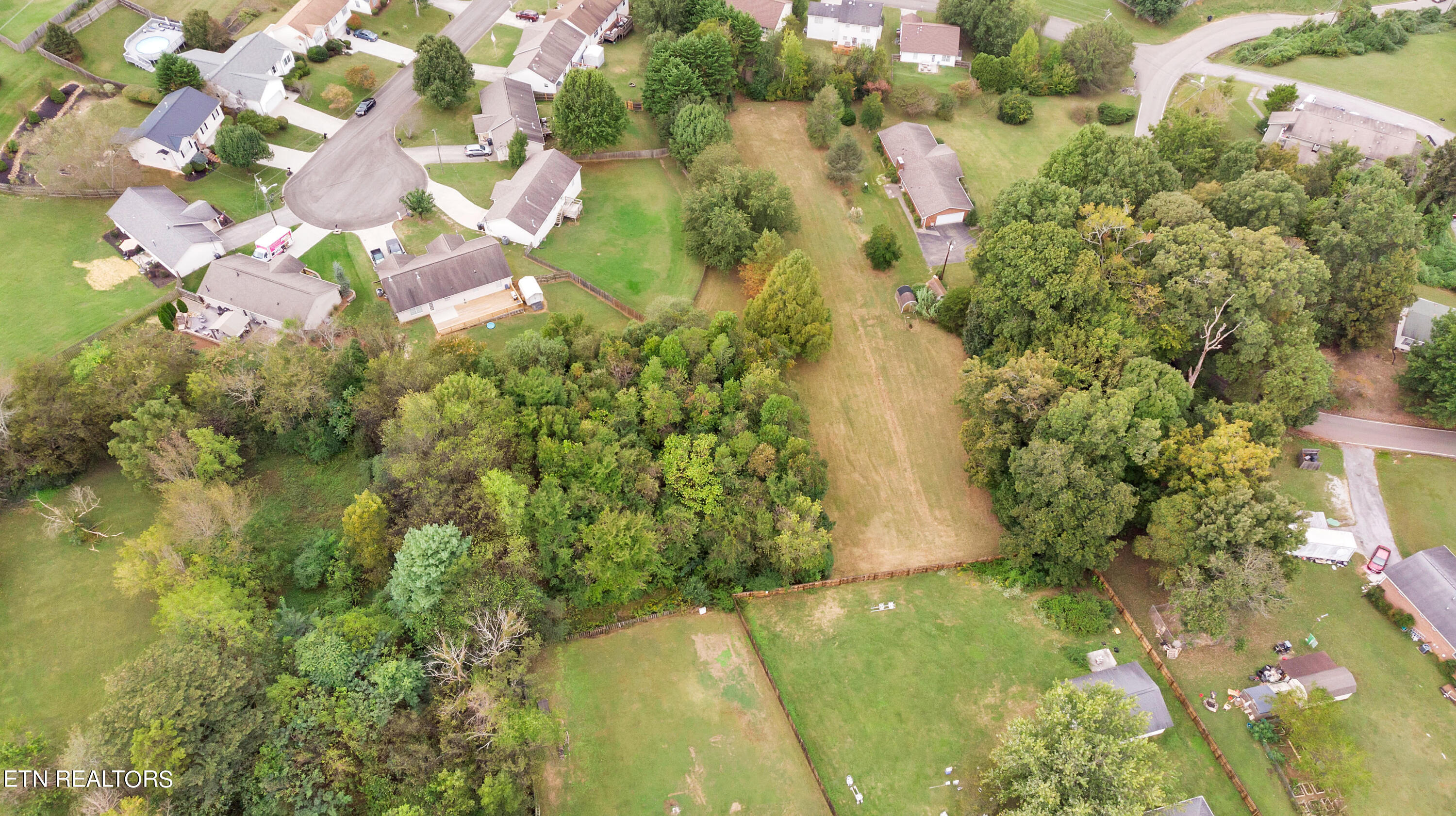 2077 Cecil Johnson Road Knoxville, TN 37921 - Photo 7 of 13 DJI_0317