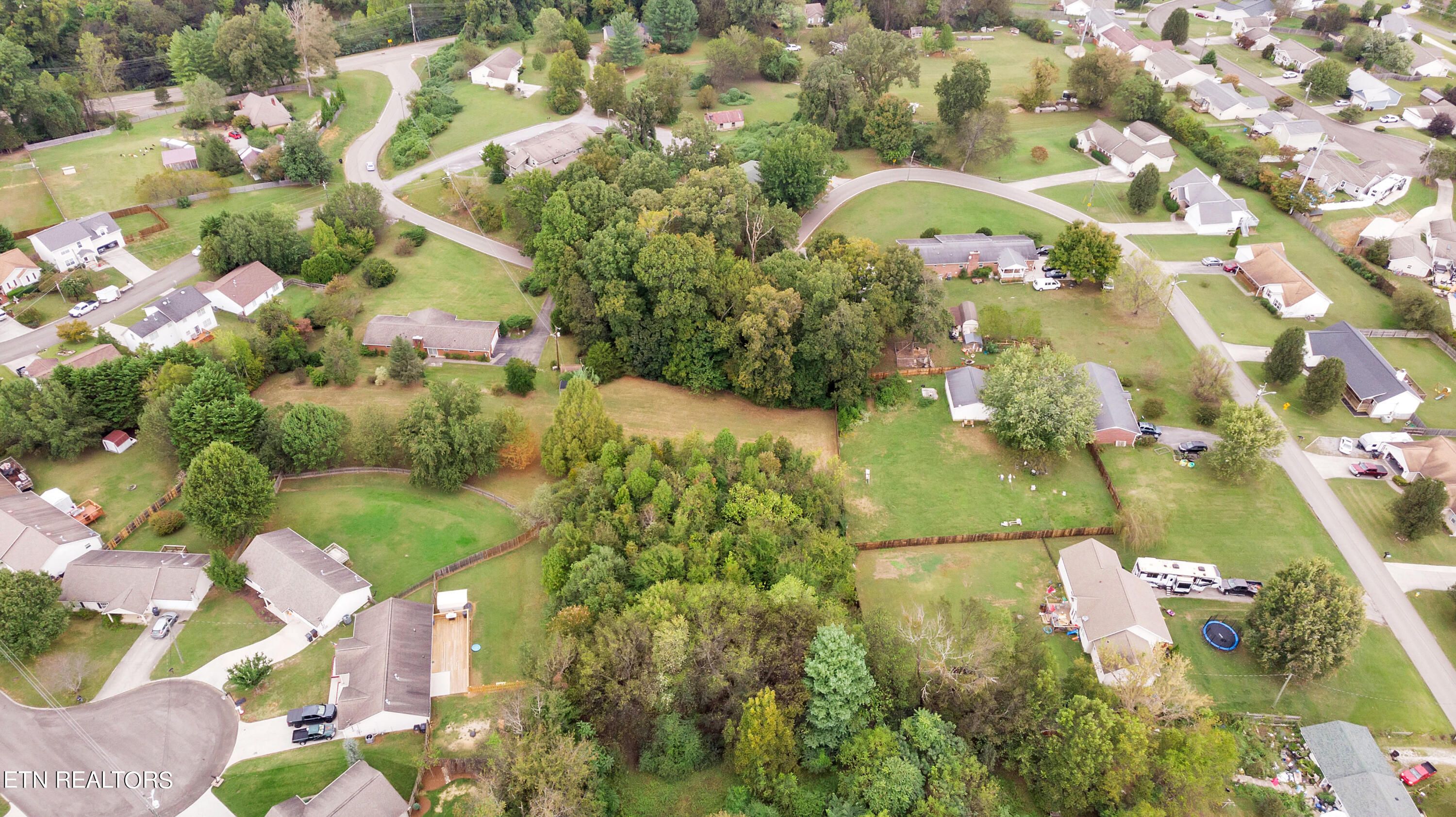 2077 Cecil Johnson Road Knoxville, TN 37921 - Photo 8 of 13 DJI_0323
