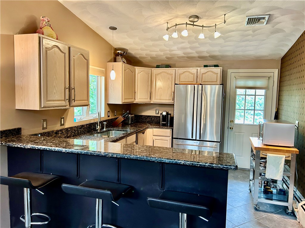 11 College Hill Road, Unit 5B Warwick, RI 02886 - Photo 11 of 38