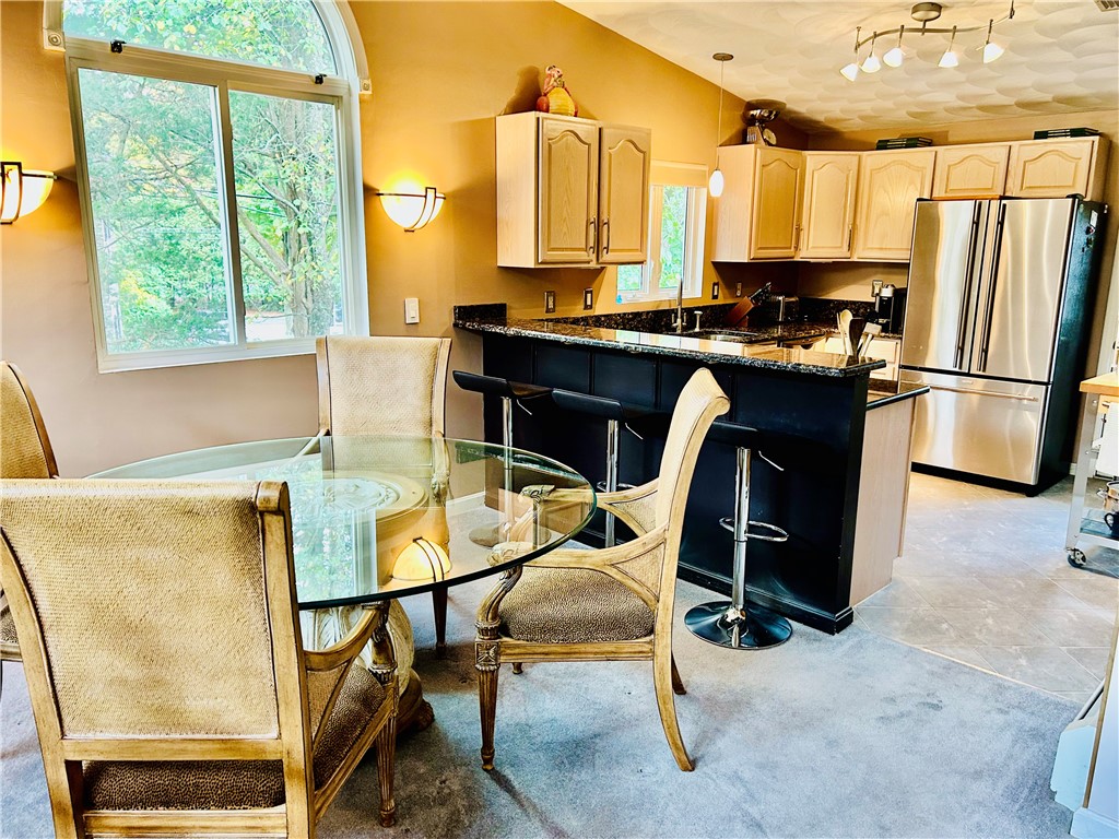 11 College Hill Road, Unit 5B Warwick, RI 02886 - Photo 13 of 38