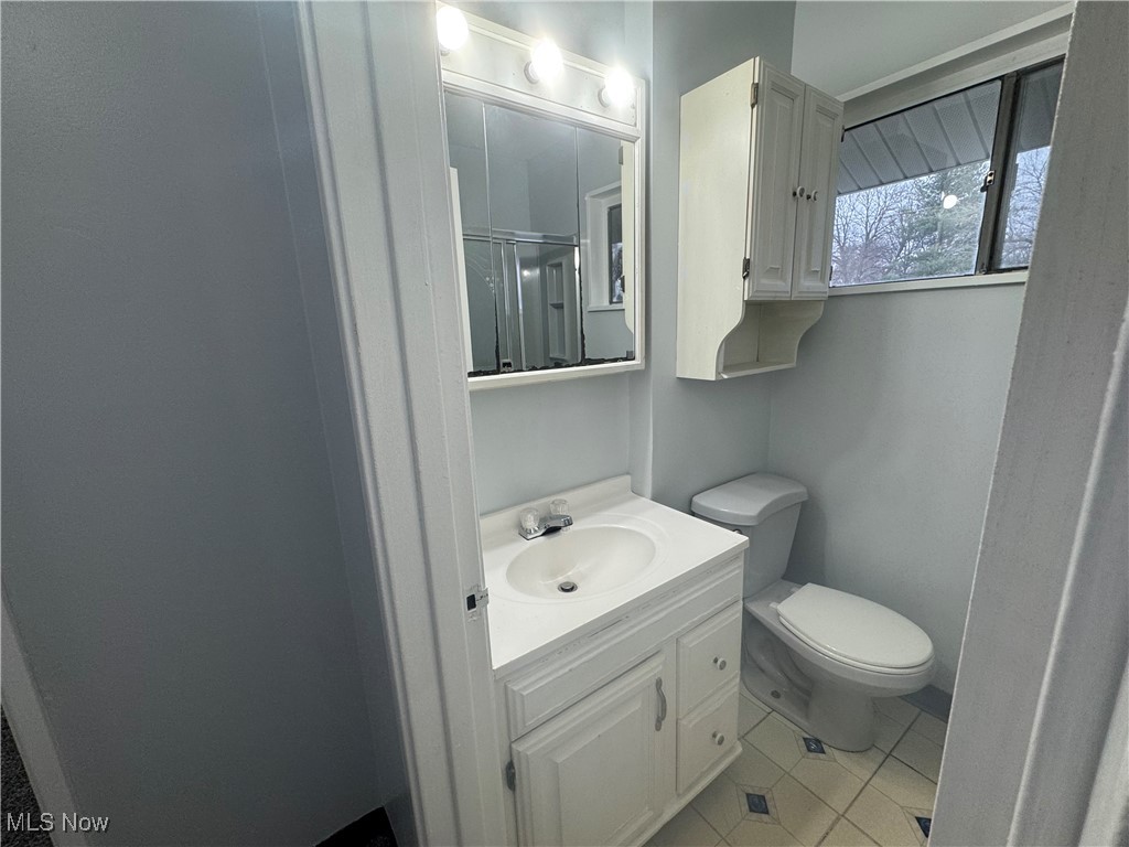 866 Warrington Road Akron, OH 44320 - Photo 7 of 10 Gallery Image 7