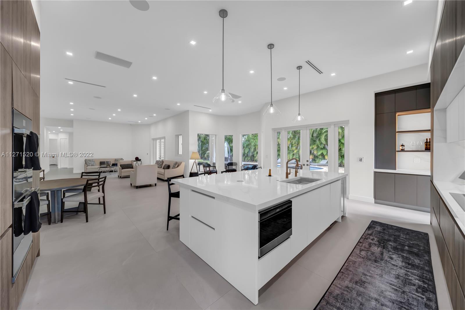 7151 Southwest 78th Court Miami, FL 33143 - Photo 15 of 50