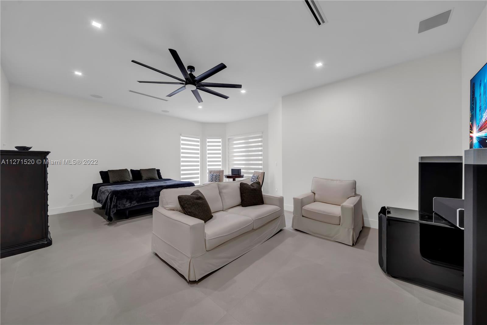 7151 Southwest 78th Court Miami, FL 33143 - Photo 20 of 50