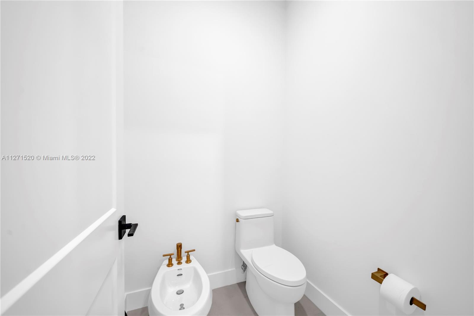 7151 Southwest 78th Court Miami, FL 33143 - Photo 32 of 50
