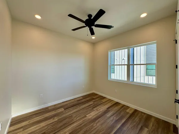 $2,495 | 1800 South Holtzclaw Avenue, Unit 1865 ZETA WAY, Chattanooga, TN 37404