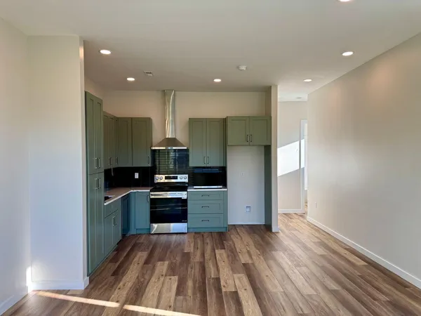 $2,495 | 1800 South Holtzclaw Avenue, Unit 1865 ZETA WAY, Chattanooga, TN 37404