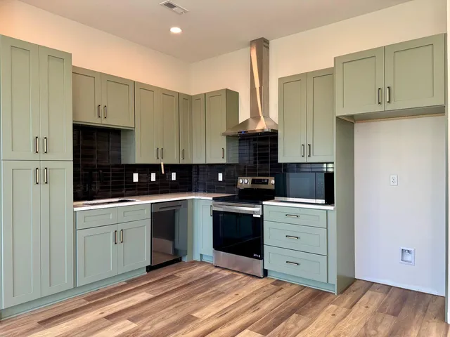 $2,695 | 1800 South Holtzclaw Avenue, Unit 1865 ZETA WAY, Chattanooga, TN 37404