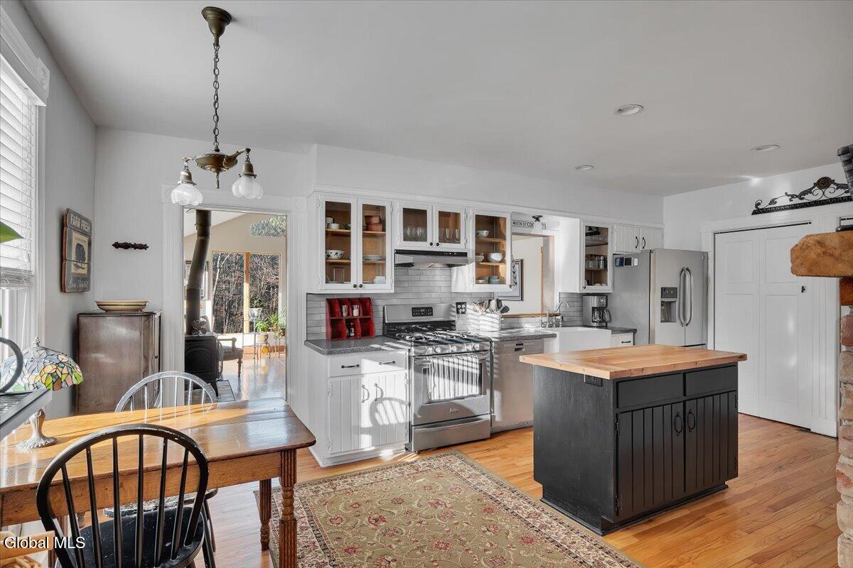 127 Font Grove Road Bethlehem, NY 12159 - Photo 20 of 123 024-P1803036