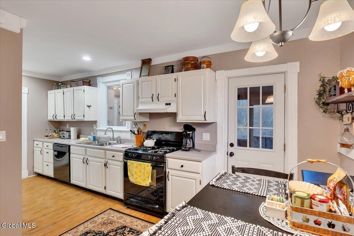 127 Font Grove Road Bethlehem, NY 12159 - Photo 62 of 123 077-P1803383