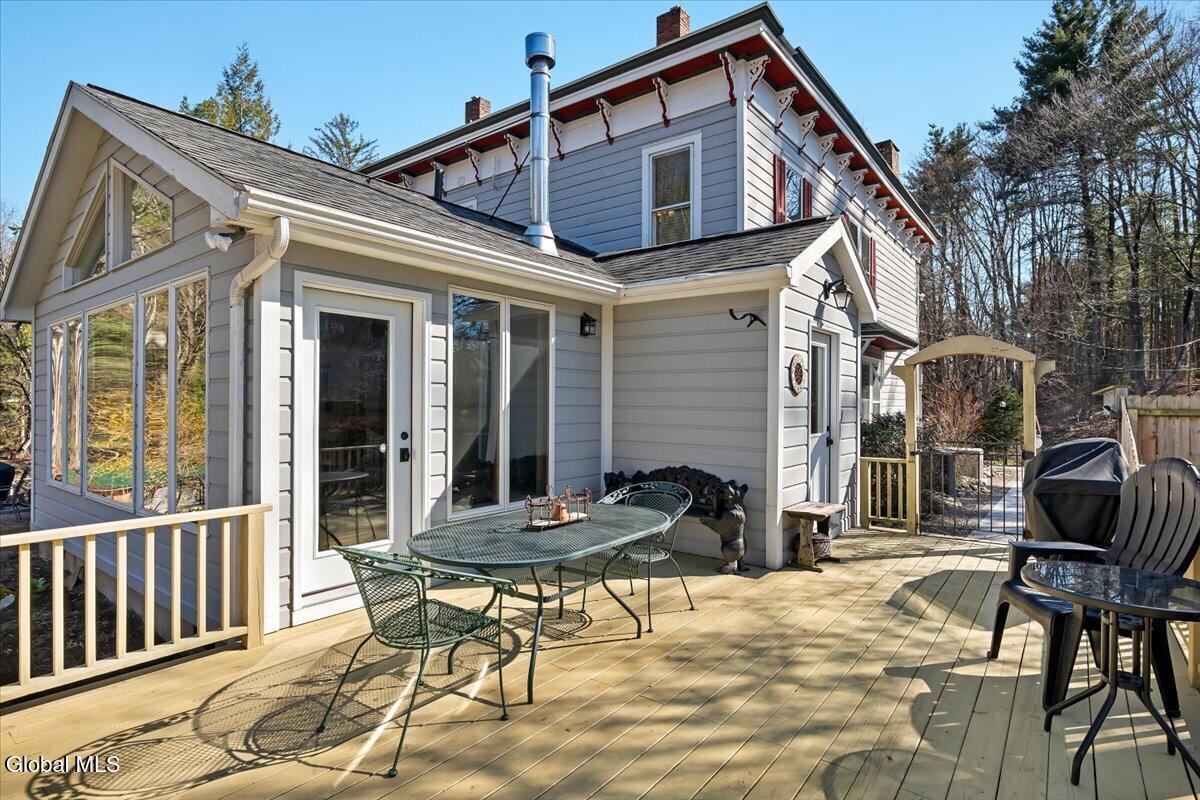 127 Font Grove Road Bethlehem, NY 12159 - Photo 97 of 123 105-P1802846