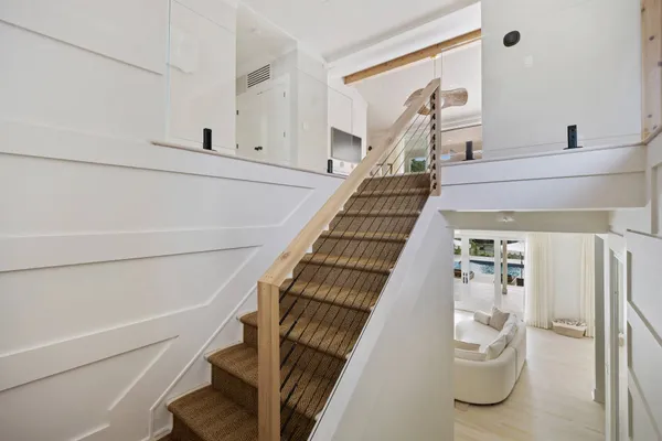 a view of entryway and hall