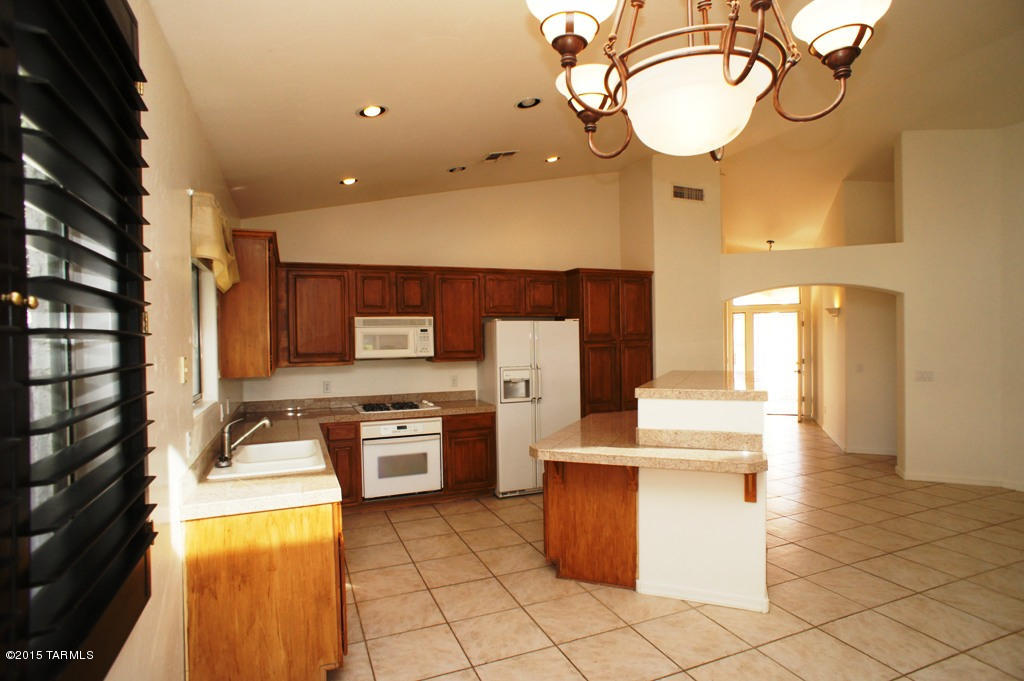 5221 North Spring Pointe Place Tucson, AZ 85749 - Photo 6 of 16 Gallery Image 6