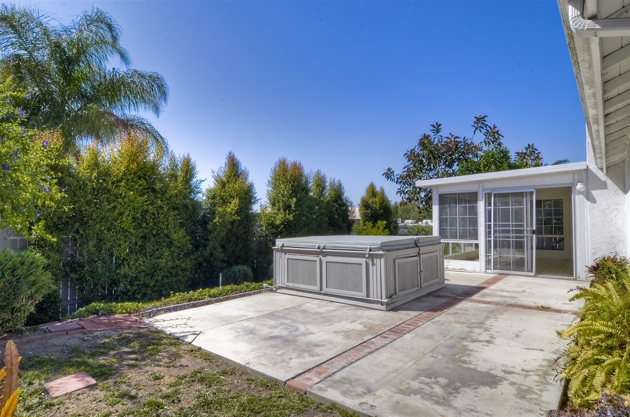 565 Heather Ridge Road San Marcos, CA 92078 - Photo 18 of 19
