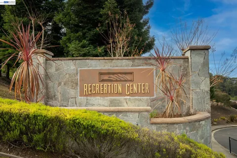 $1,098,000 | 25528 Conley Downs Drive, Castro Valley, CA 94552
