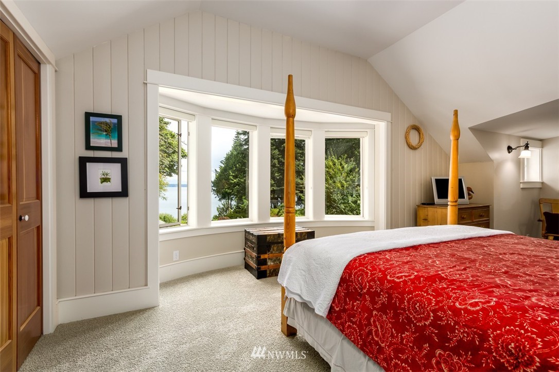 16750 Agate Point Road Northeast Bainbridge Island, WA 98110 - Photo 21 of 25 Gallery Image 21