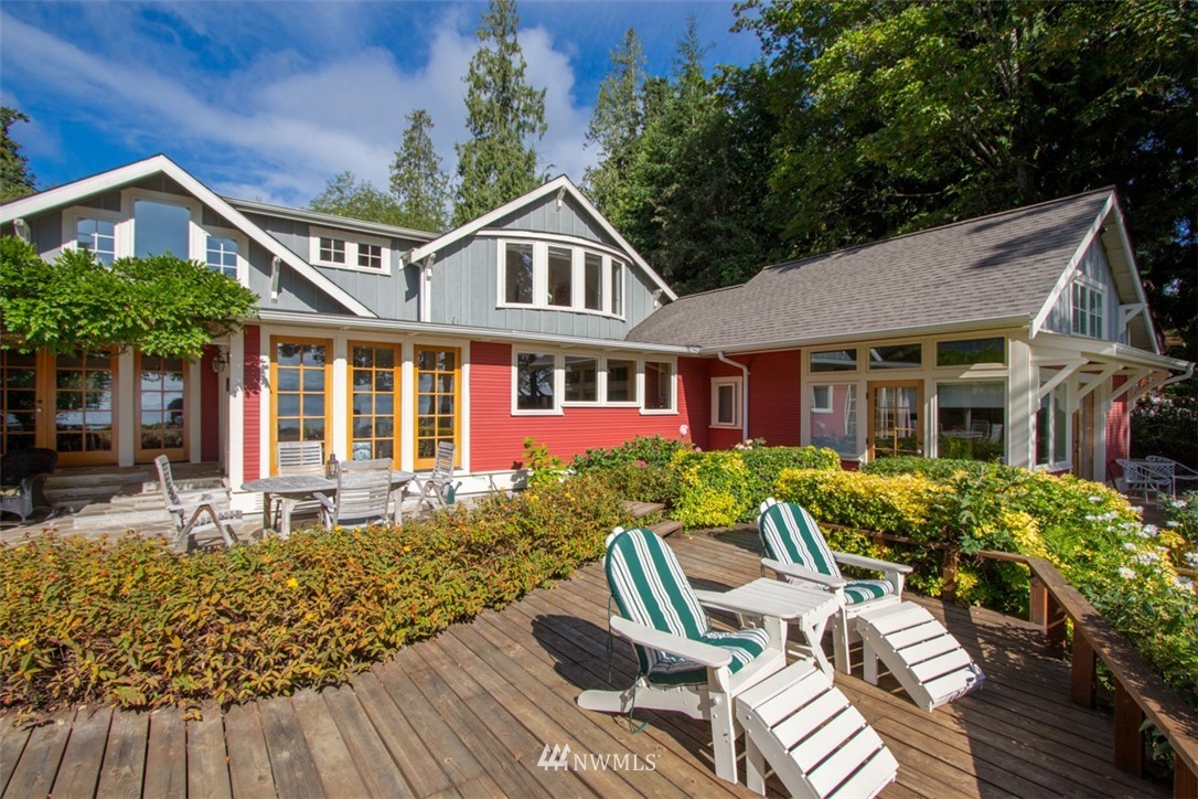 16750 Agate Point Road Northeast Bainbridge Island, WA 98110 - Photo 7 of 25 Gallery Image 7
