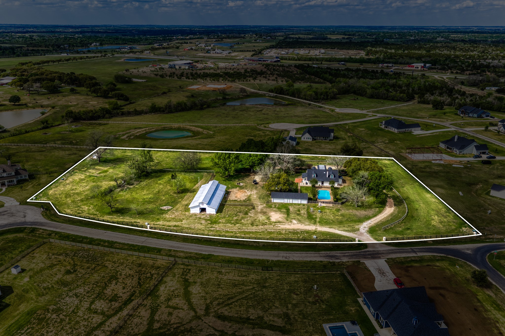 1289 Bluebonnet Ridge Drive Chappell Hill, TX 77426 - Photo 2 of 44