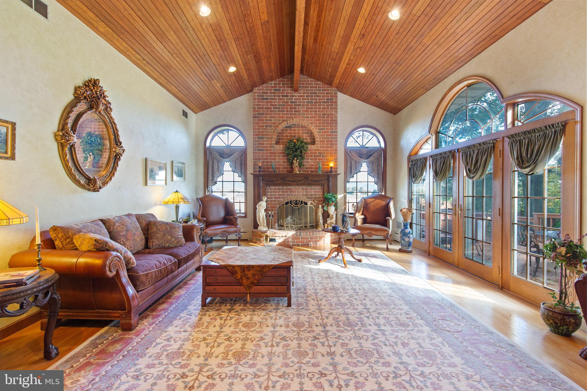 191 Snyder Road Oley, PA 19547 - Photo 5 of 30 Gallery Image 5