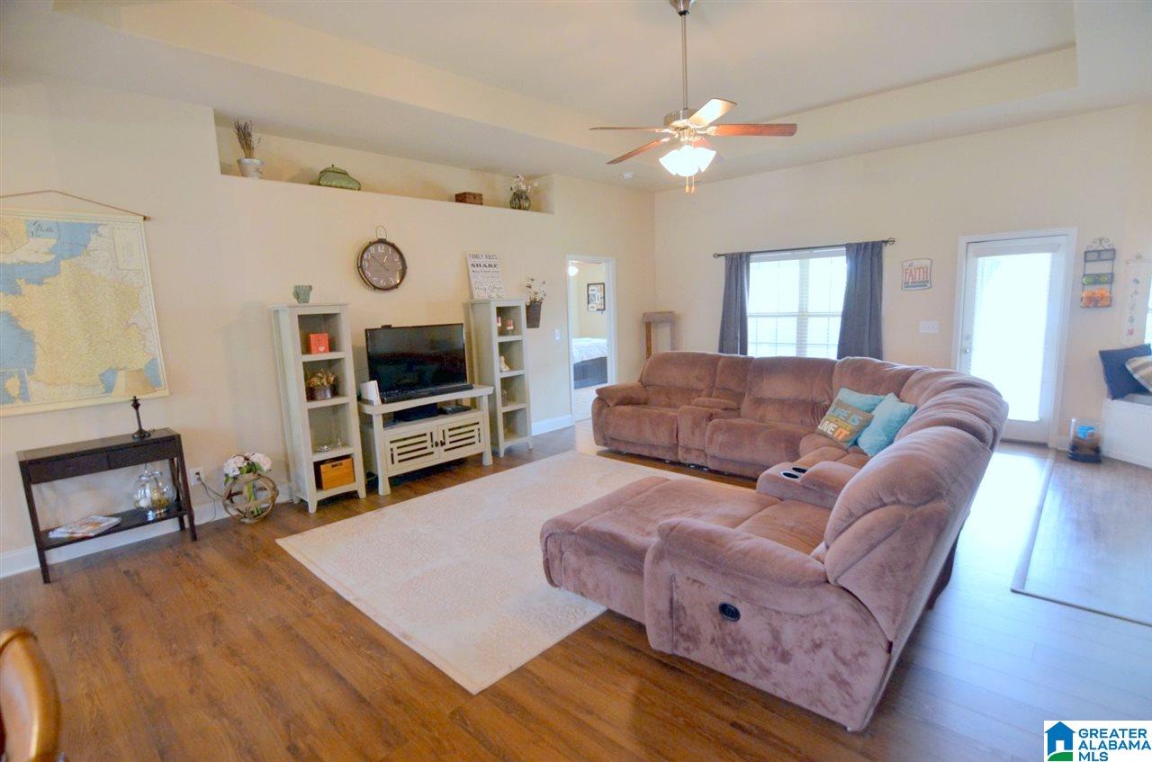 152 Golden Meadows Drive Alabaster, AL 35007 - Photo 11 of 43