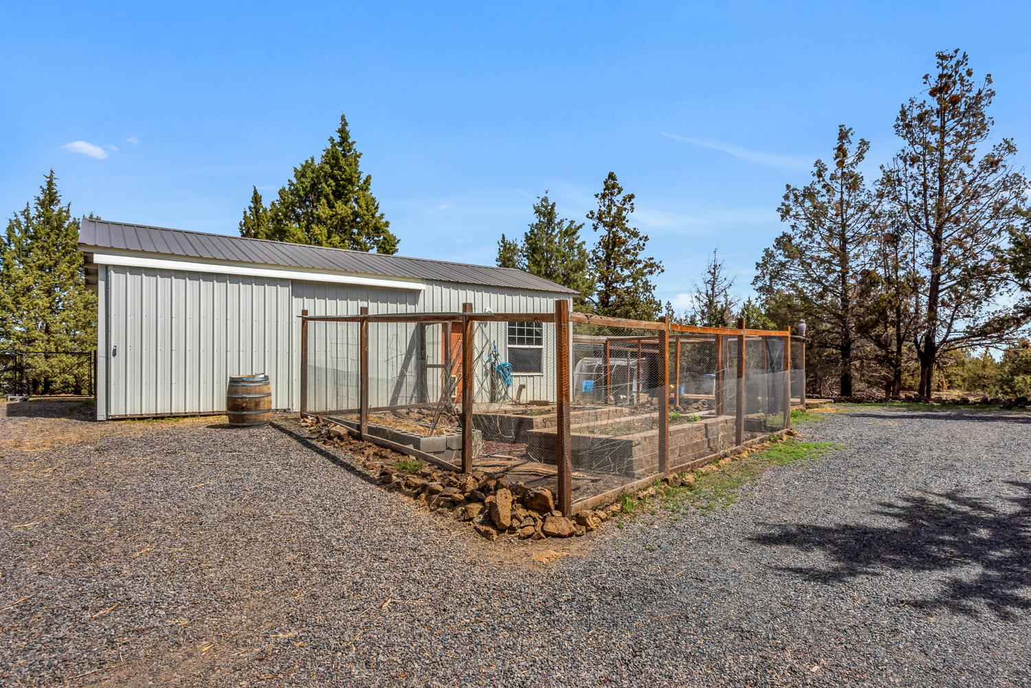 63410 Overtree Road Bend, OR 97701 - Photo 46 of 52 47