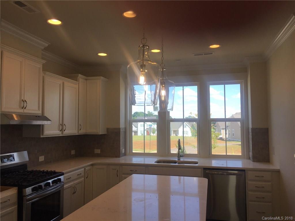 827 Digby Road, Unit 221 Rock Hill, SC 29730 - Photo 2 of 8 Gallery Image 2