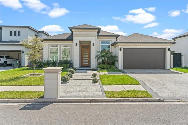 $3,200 | 2214 East 6th Street, Mission, TX 78572