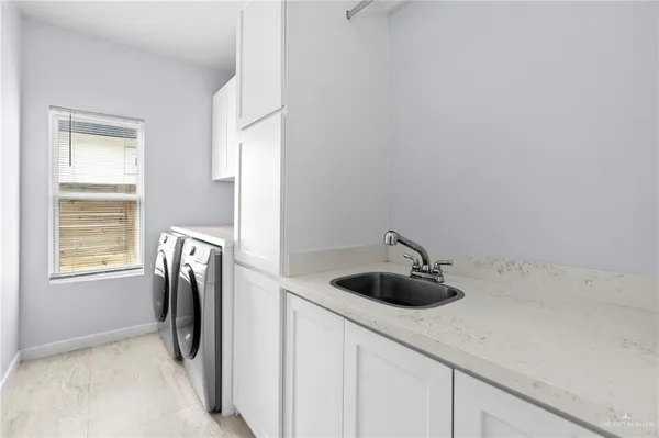 $3,200 | 2214 East 6th Street, Mission, TX 78572