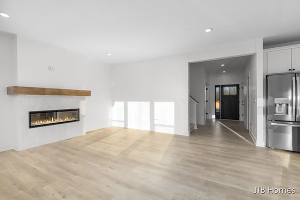 $619,900 | 5956 Braemoor Court Southeast, Caledonia, MI 49316