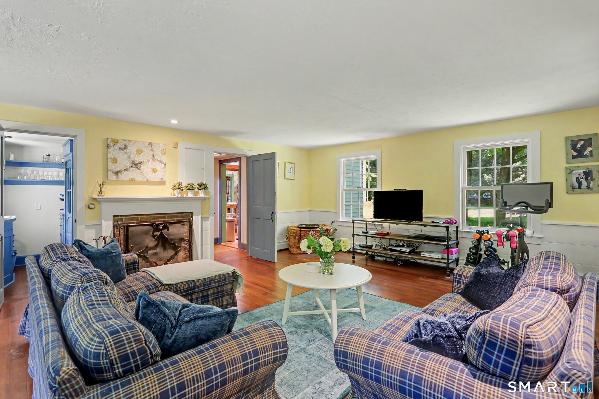 181 Georgetown Road Weston, CT 06883 - Photo 11 of 35