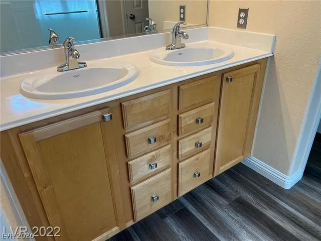$2,250 | 1232 Swanbrooke Drive, Las Vegas, NV 89144