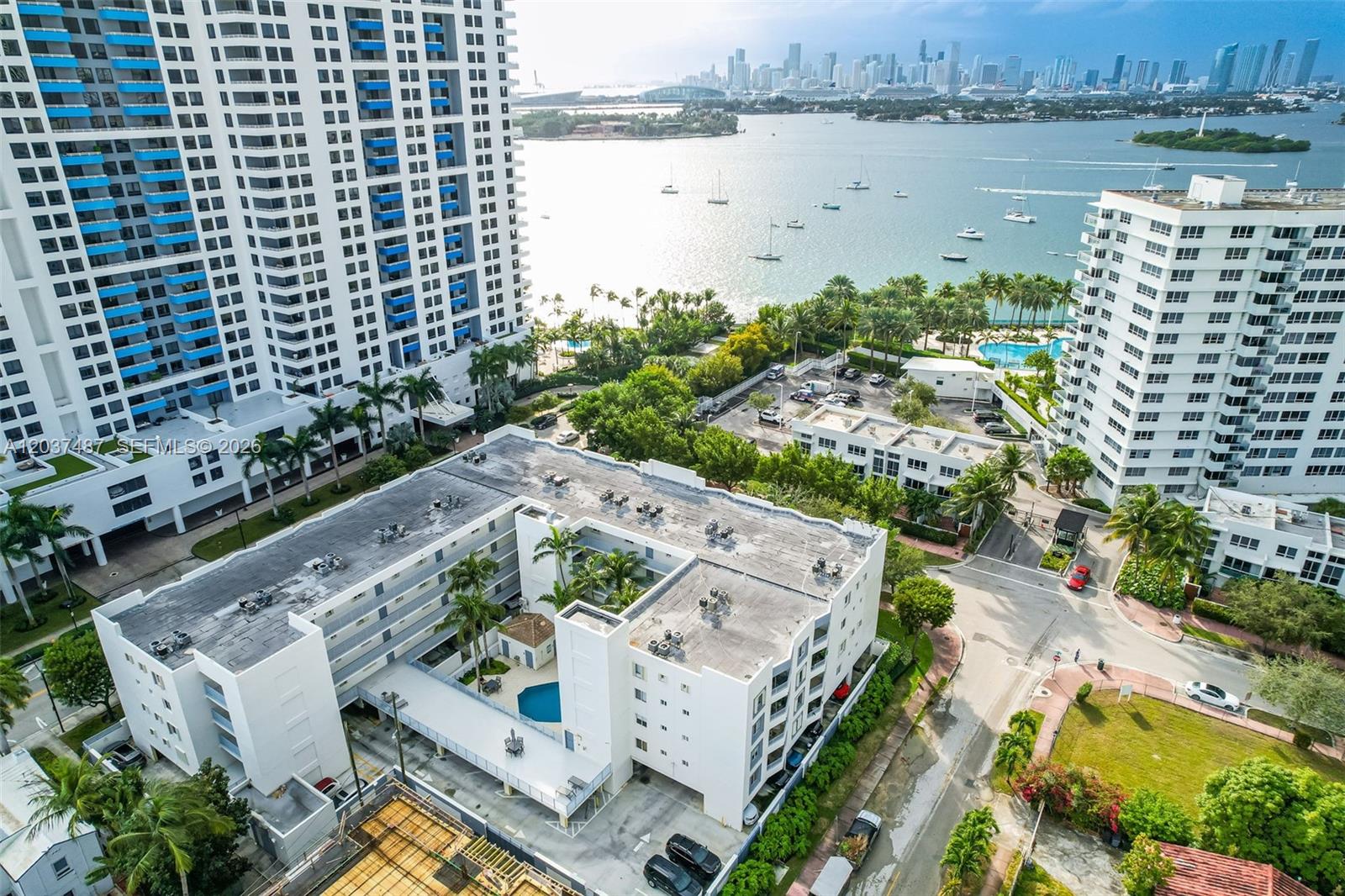 1401 Bay Road, Unit 409 Miami Beach, FL 33139 - Photo 21 of 26