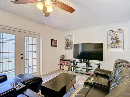 $240,000 | 4611 West North B Street, Unit 240, Tampa, FL 33609