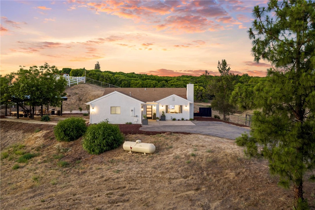 40752 Los Amantes Road Temecula, CA 92592 - Photo 46 of 64