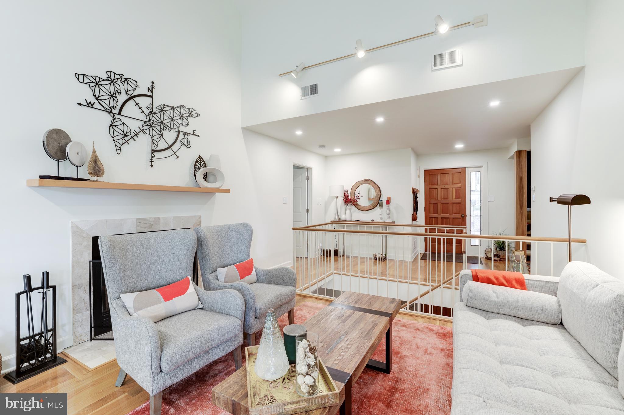 11256 Oakton Road Oakton, VA 22124 - Photo 12 of 68