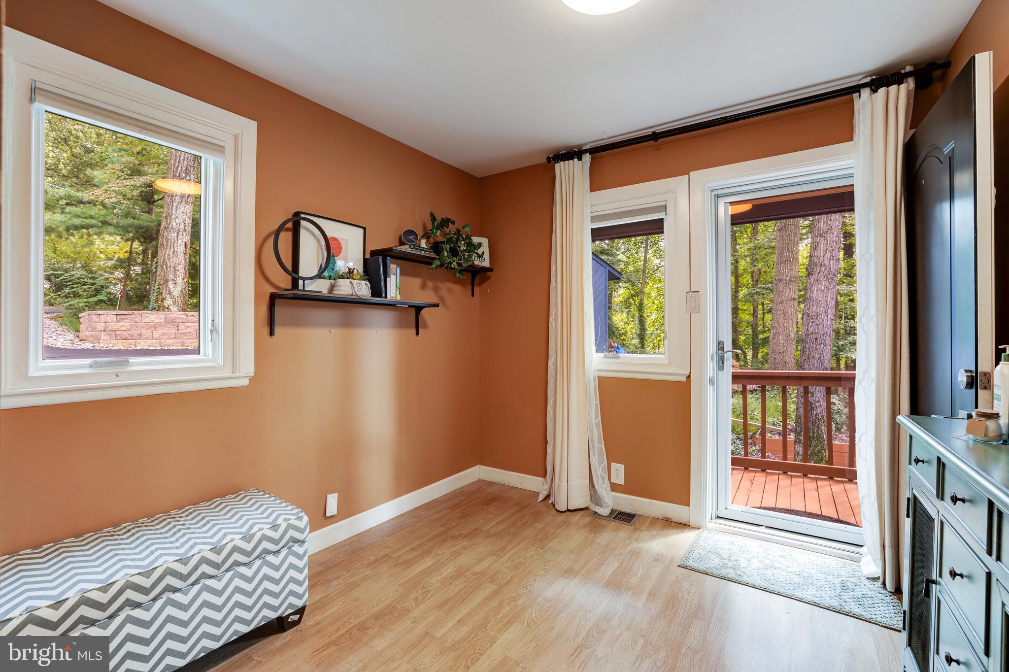 11256 Oakton Road Oakton, VA 22124 - Photo 27 of 68