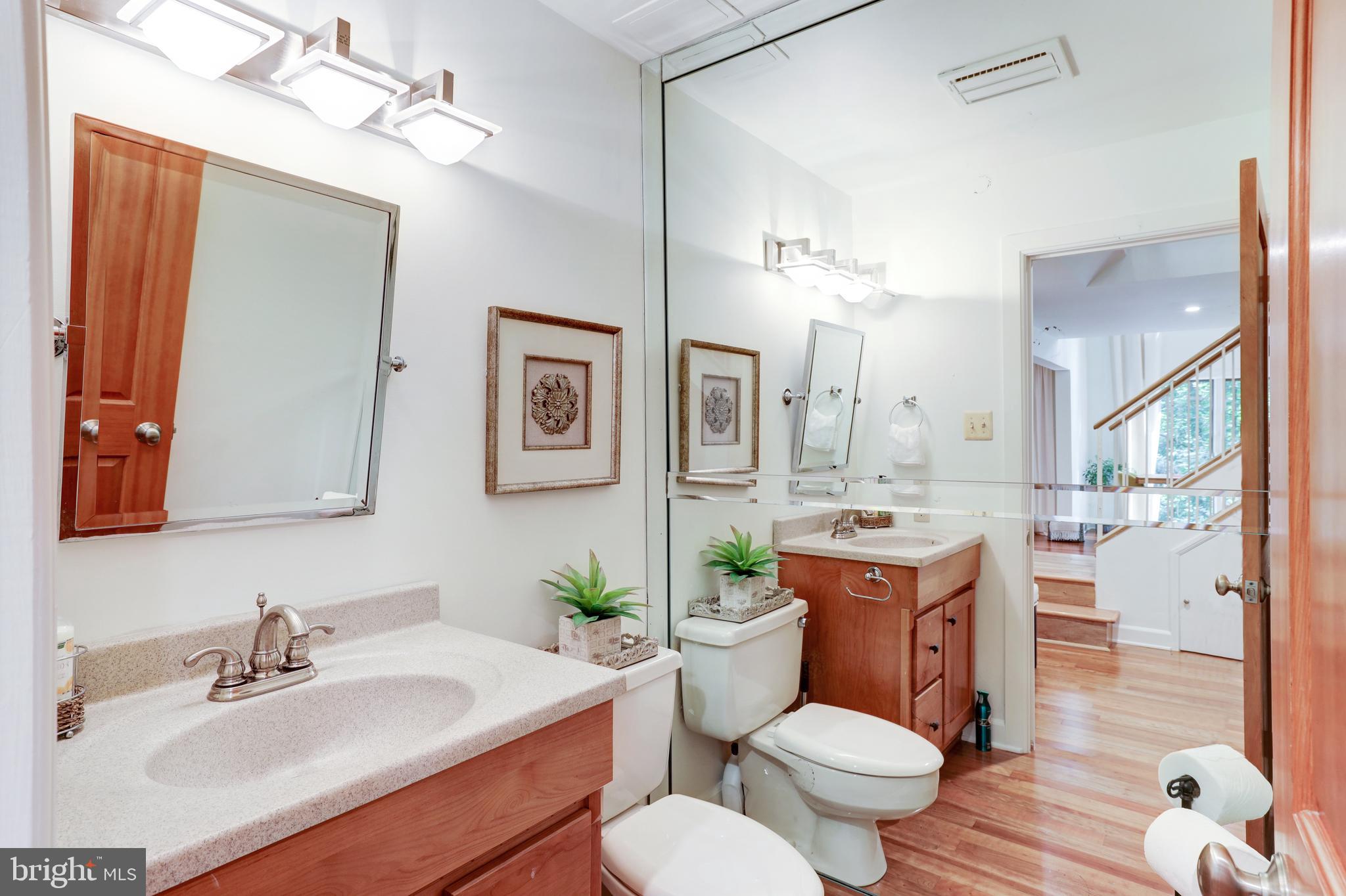 11256 Oakton Road Oakton, VA 22124 - Photo 32 of 68