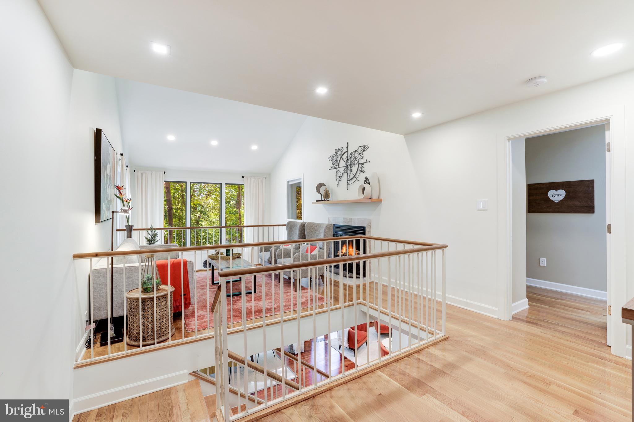 11256 Oakton Road Oakton, VA 22124 - Photo 7 of 68