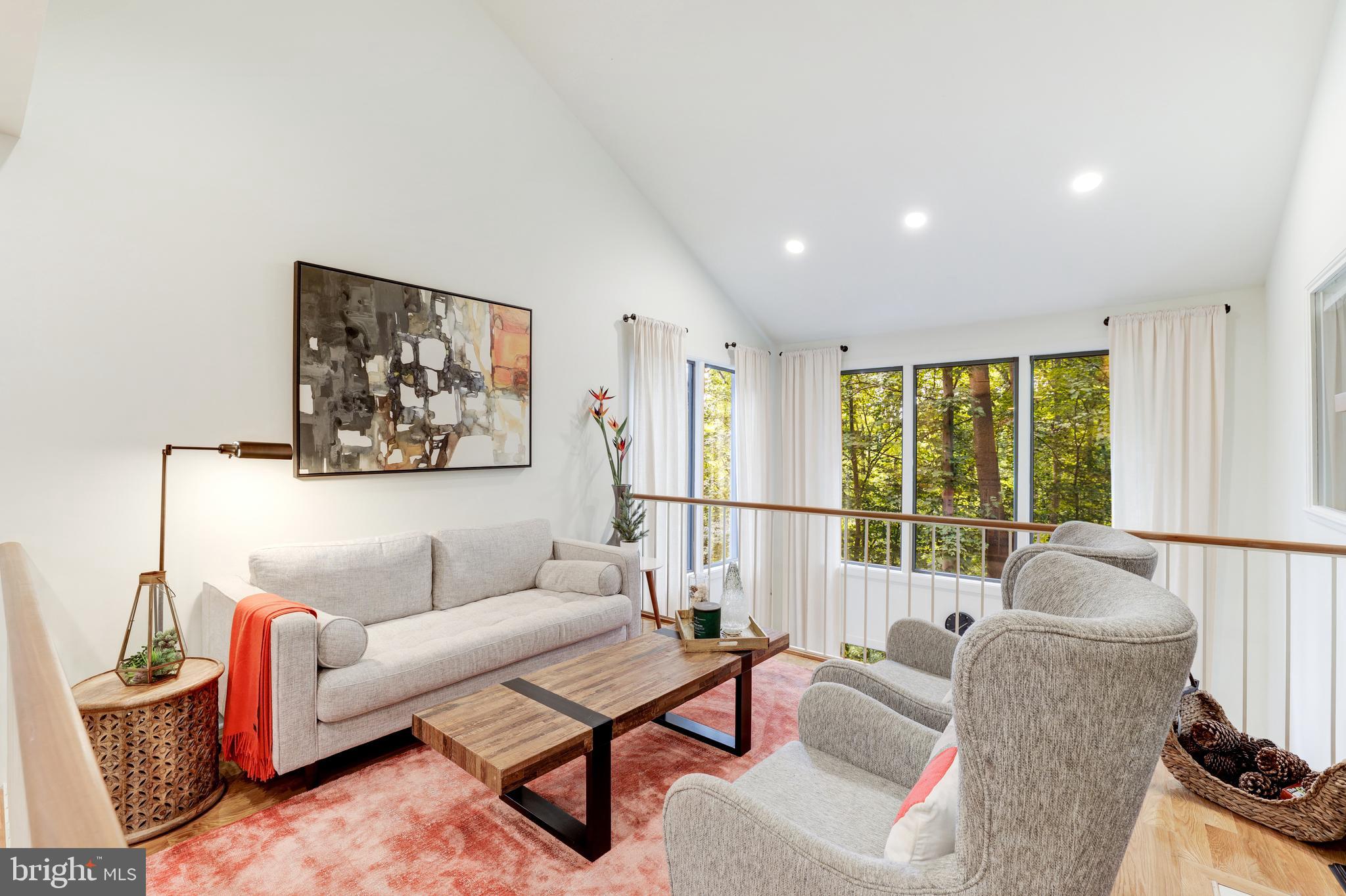 11256 Oakton Road Oakton, VA 22124 - Photo 10 of 68