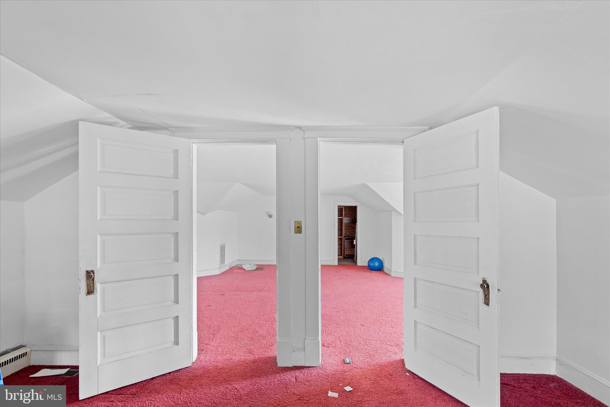 26740 Old State Road Crisfield, MD 21817 - Photo 28 of 49 a bed room with a bed and a closet