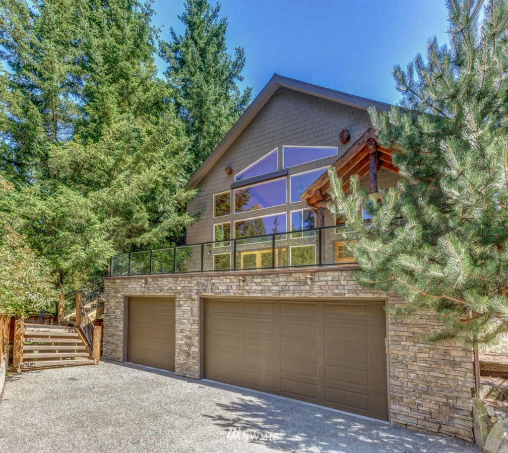 1530 Silver Beach Road Bellingham, WA 98229 - Photo 1 of 25 Gallery Image 1