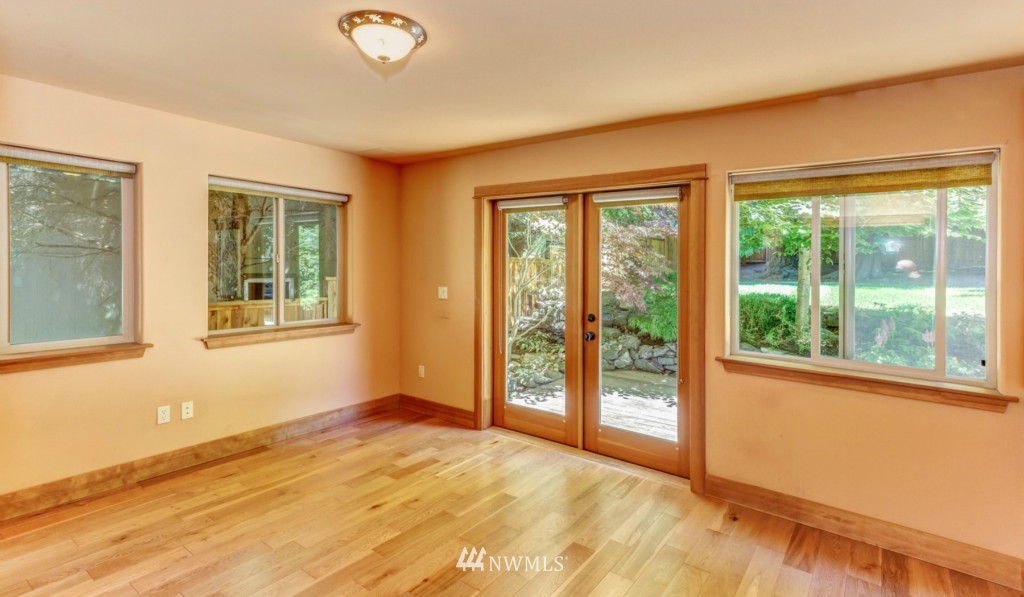 1530 Silver Beach Road Bellingham, WA 98229 - Photo 13 of 25 Gallery Image 13