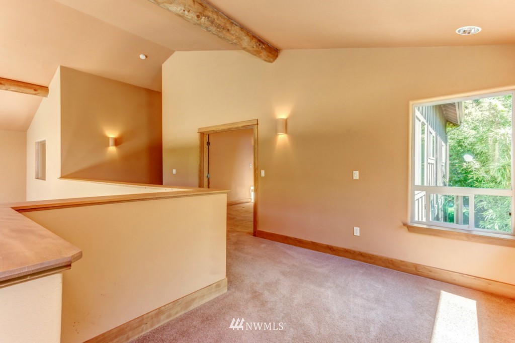 1530 Silver Beach Road Bellingham, WA 98229 - Photo 16 of 25 Gallery Image 16