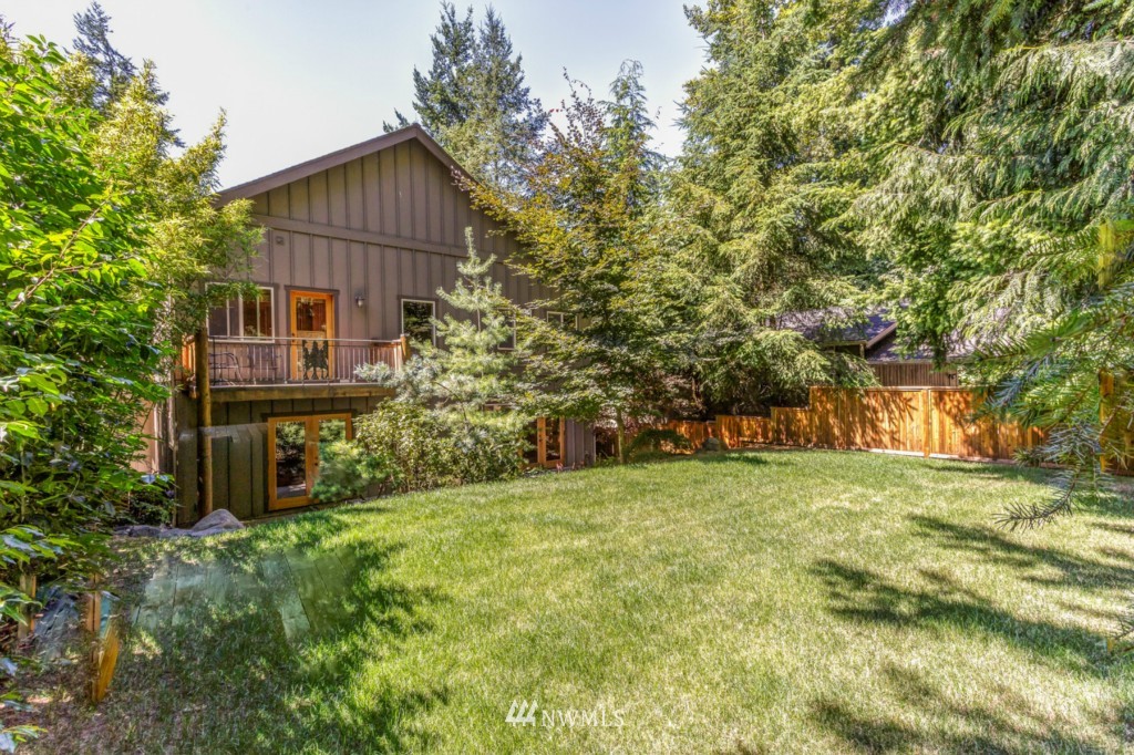 1530 Silver Beach Road Bellingham, WA 98229 - Photo 25 of 25 Gallery Image 25