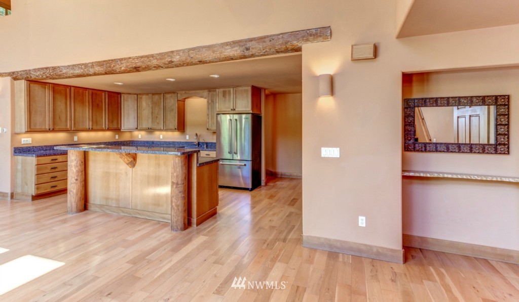 1530 Silver Beach Road Bellingham, WA 98229 - Photo 5 of 25 Gallery Image 5