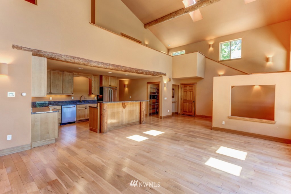 1530 Silver Beach Road Bellingham, WA 98229 - Photo 8 of 25 Gallery Image 8