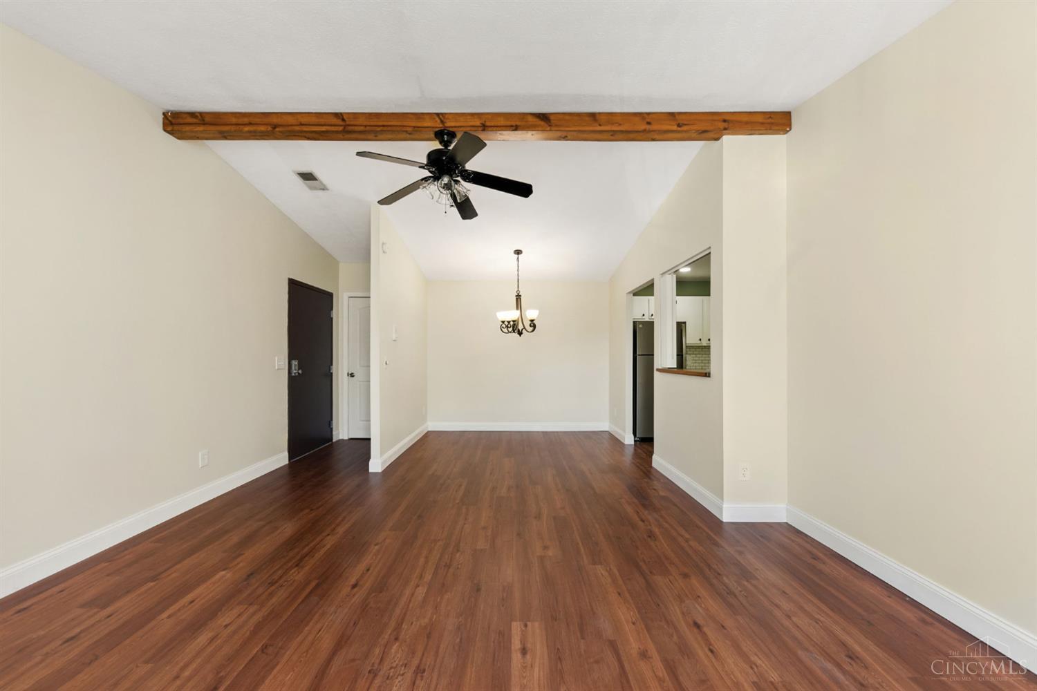 539 Davis Road, Unit 12 Cincinnati, OH 45255 - Photo 5 of 33