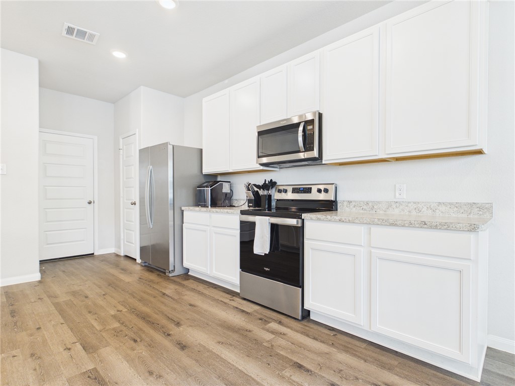 1425 Promise Drive Bryan, TX 77803 - Photo 9 of 27