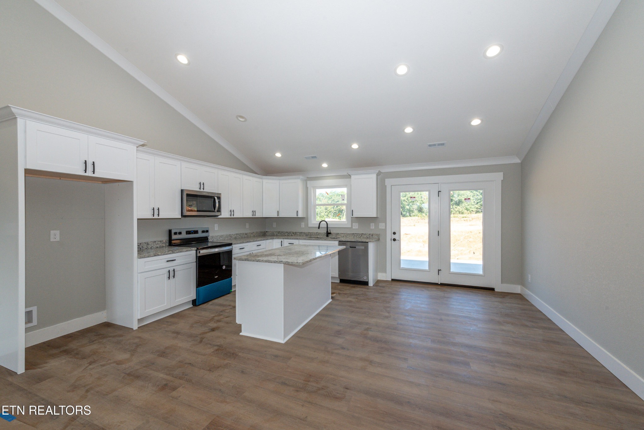 6105 Lanier Road Maryville, TN 37801 - Photo 6 of 31 Gallery Image 6