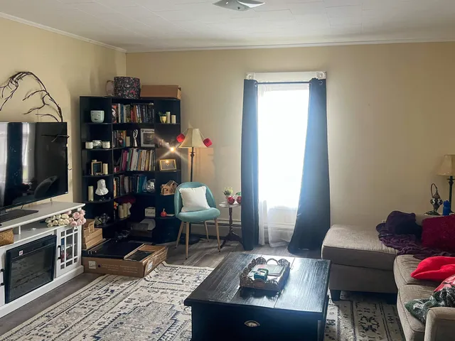 $249,000 | 789 Railroad Street, St. Johnsbury, VT 05819